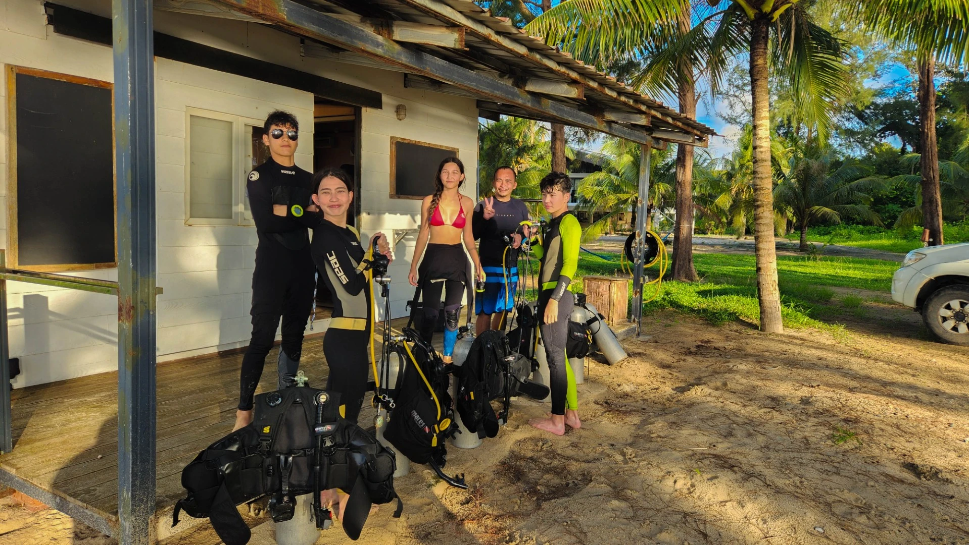Scuba diving team