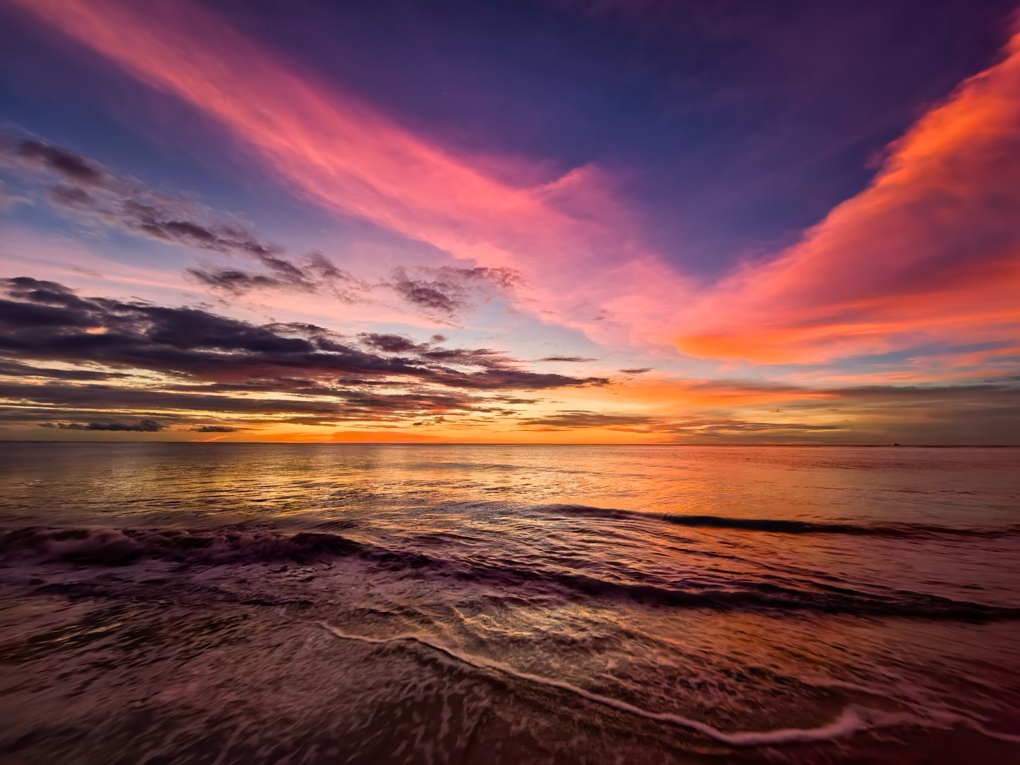 Eagle Bay Retreat Featured Beach Mega romantic sunset