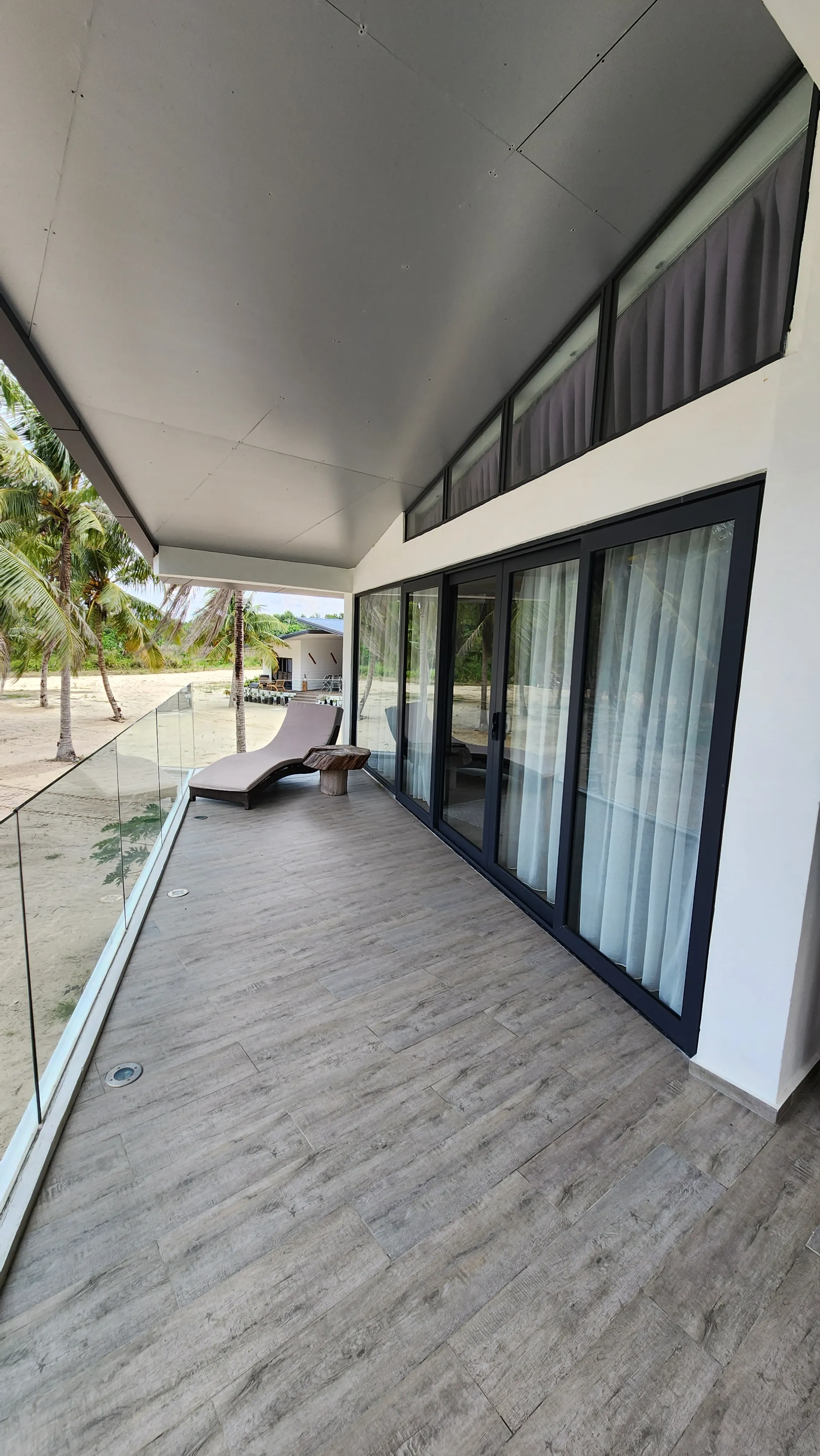 Eagle Bay Retreat Grand Villa Balcony