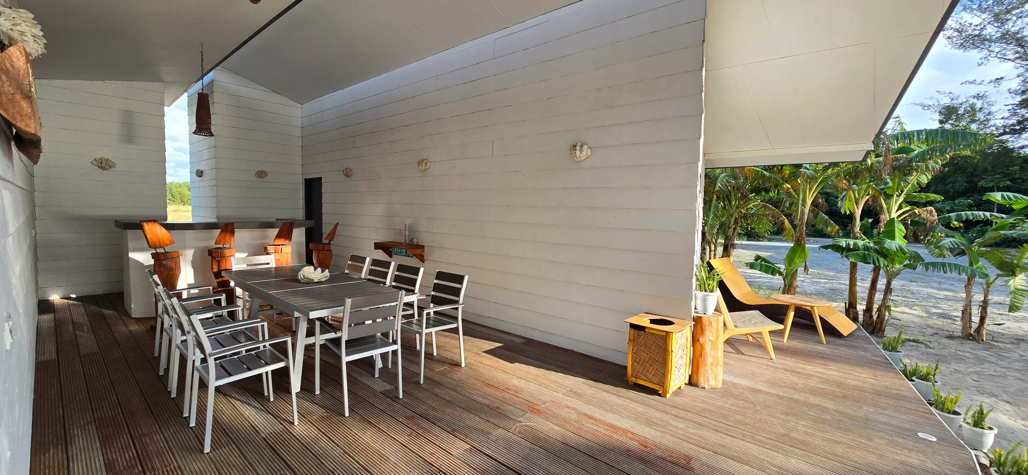 Eagle Bay Retreat Loft Villa Bar