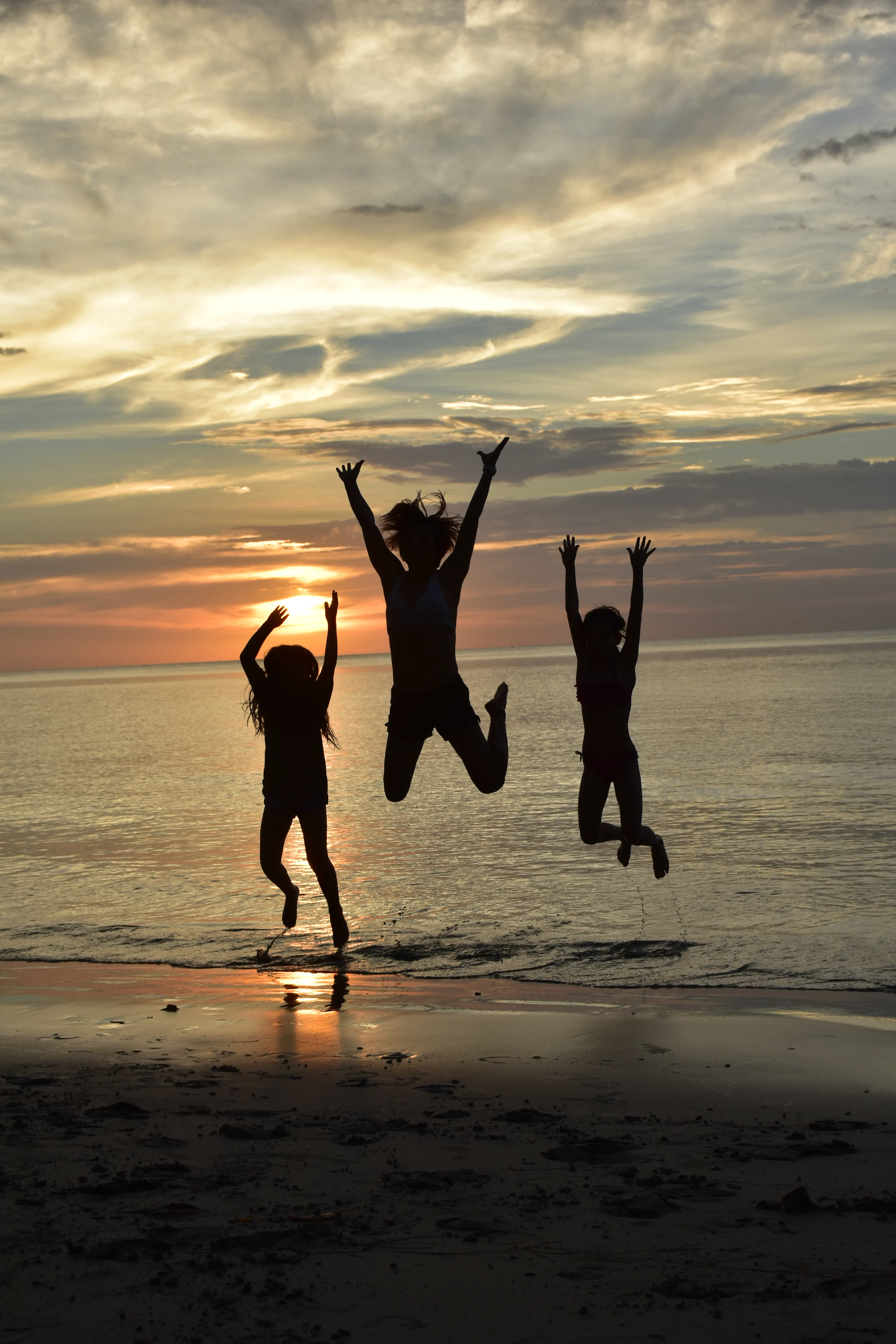 Eagle Bay Retreat Beach Sunset Family Fun